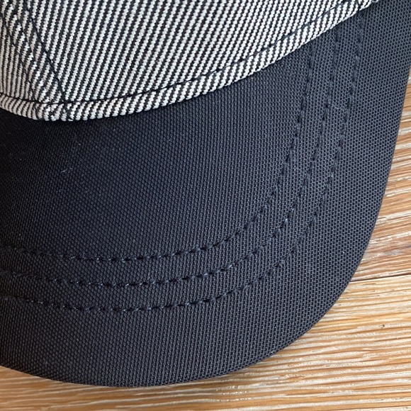 NEW Rare Lululemon fall winter hat cap reflectiv black white fleece lined baller - Picture 6 of 11